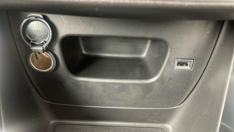 Citroen C3 Aircross 1.2 PureTech 110 Shine 5dr Petrol Hatchback